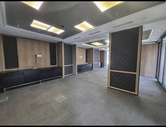 1,097M² OFFICE TO LET IN SANDTON CENTRAL
